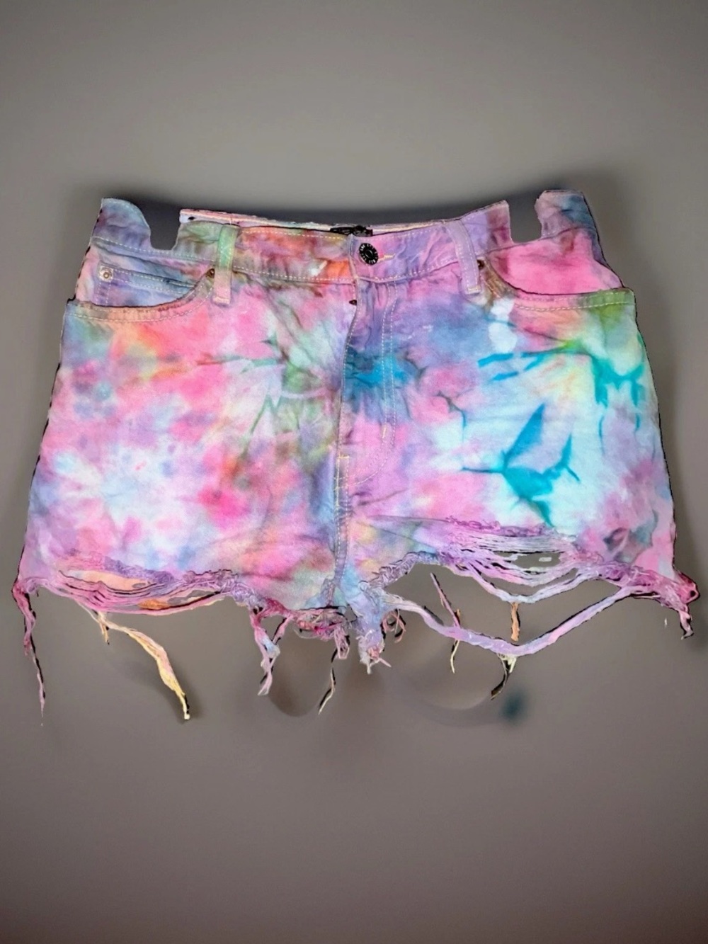 BDG Urban Outfitters Girlfriend High Rise Custom Tie Dye Denim Shorts Size 27